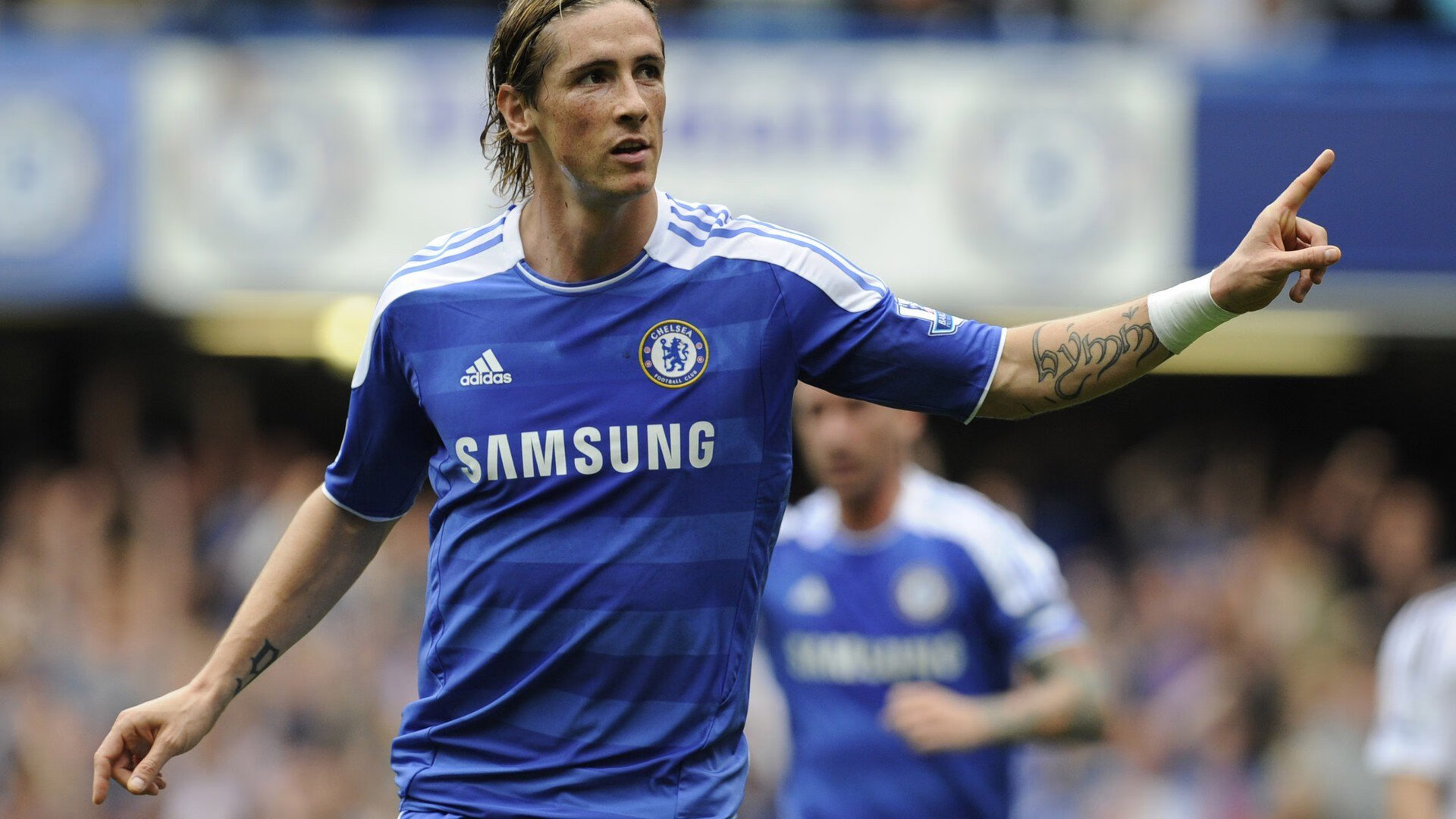 爱游戏在线-《Uzi：电竞传奇的再度崛起，粉丝期待新纪录》，电竞传奇uzi什么时候出现